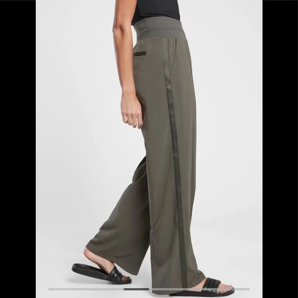 Athleta Nolita Wide Leg Pant NWT Size 26  Mountain Olive Sculptek - Picture 3 of 15